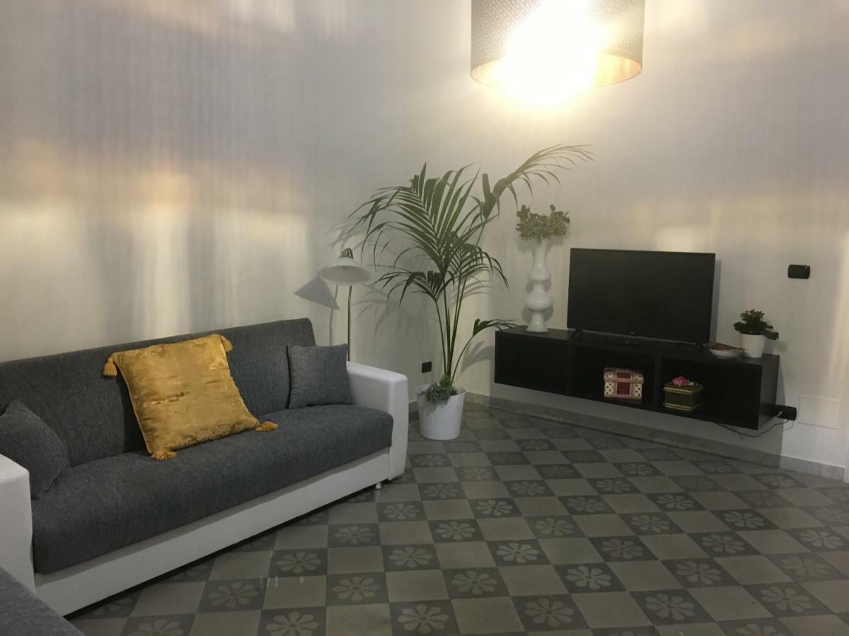 Maison Flores Барі Екстер'єр фото